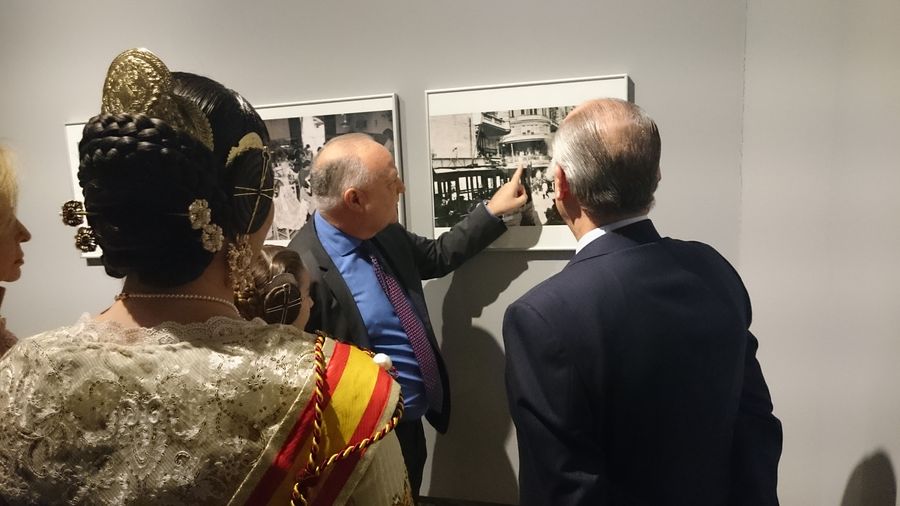 Exposición Falles de cartó · Sala de Exposiciones